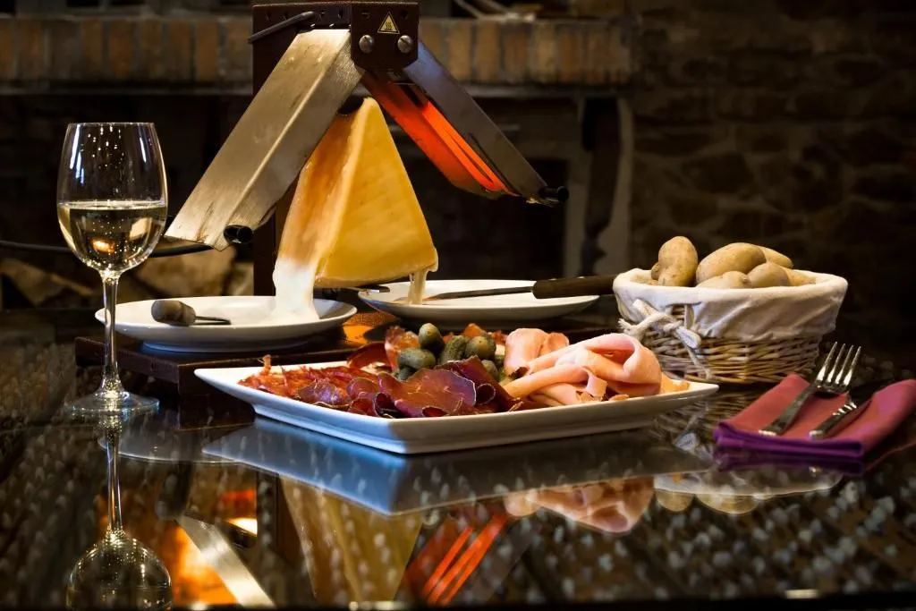 Hotel Llop Gris – ski-in/ski-out mellan Soldeu och El Tarter